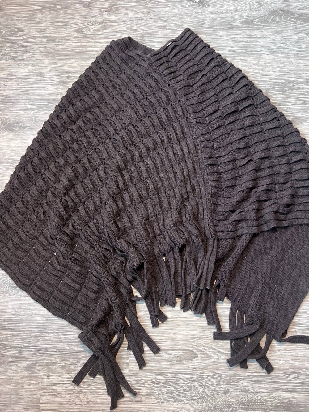 Charlie Paige Brown Ribbed Knit Fringe Poncho
